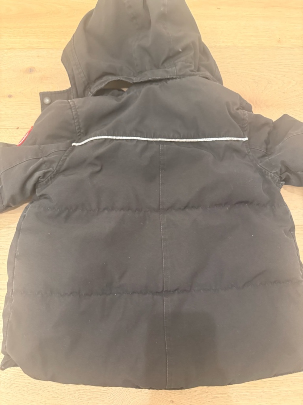 Canada Goose Black Hooded Puffer Jacket size 6-7 - Picture 7 of 7